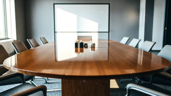 Verkaufserfolg steigern mit dem optimalen präsentationstisch